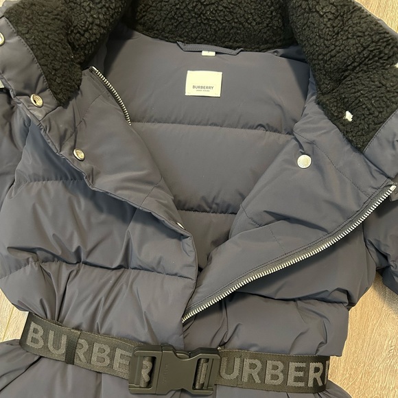 Burberry belted puffer coat jacket - Picture 7 of 14
